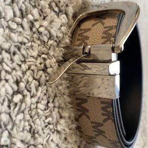 Michael Kors reversible belt